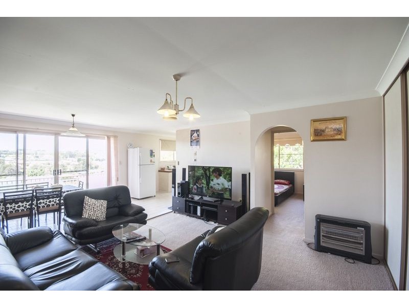 18 Horrocks Cres, Kearneys Spring QLD 4350