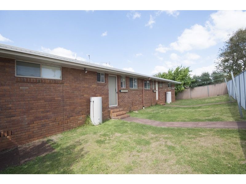 18 Horrocks Cres, Kearneys Spring QLD 4350