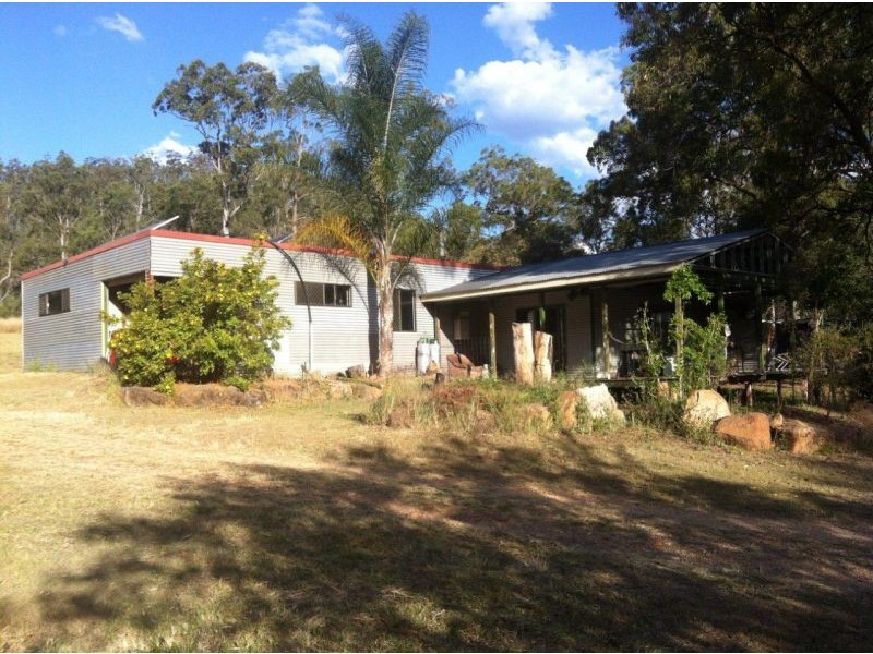 340 Thomas Road, Upper Lockyer QLD 4352