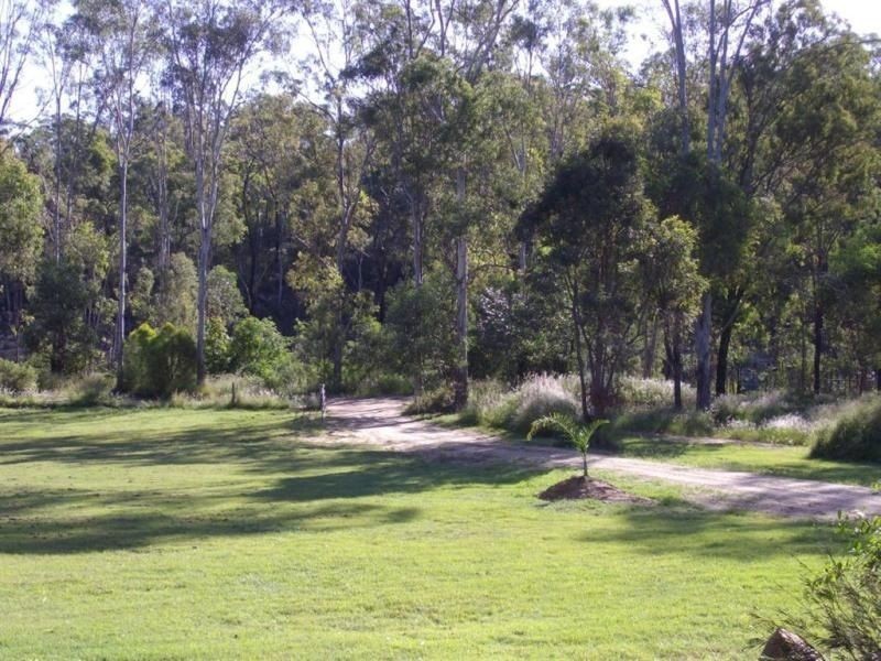 340 Thomas Road, Upper Lockyer QLD 4352