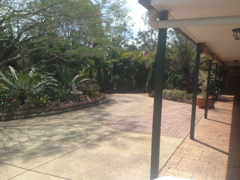 7 Woodland Crescent, Withcott QLD 4352