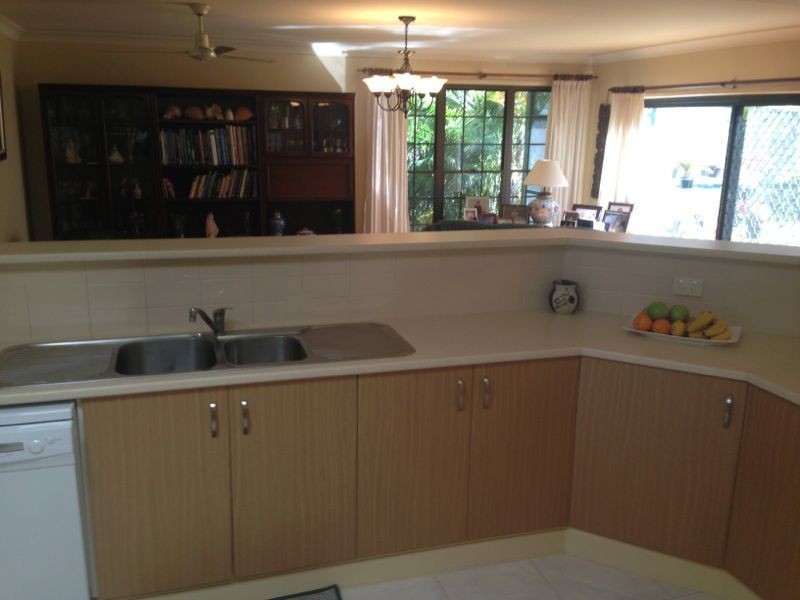 7 Woodland Crescent, Withcott QLD 4352