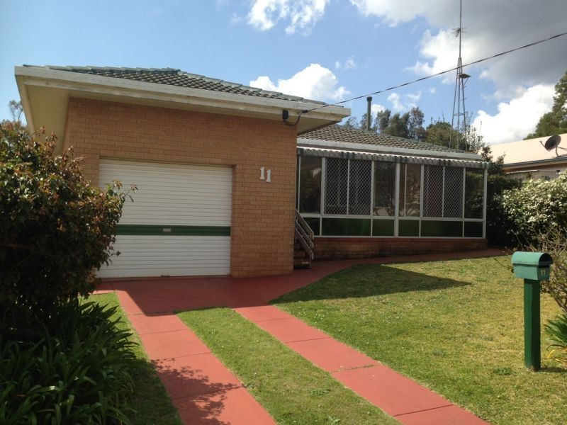 11 Weller Street, Rangeville QLD 4350