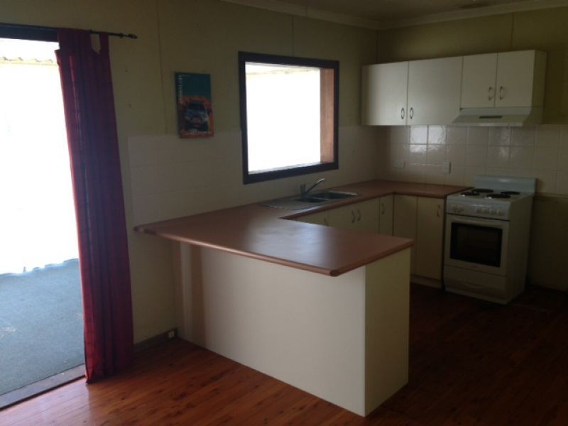 18 Skehan Street, Centenary Heights QLD 4350