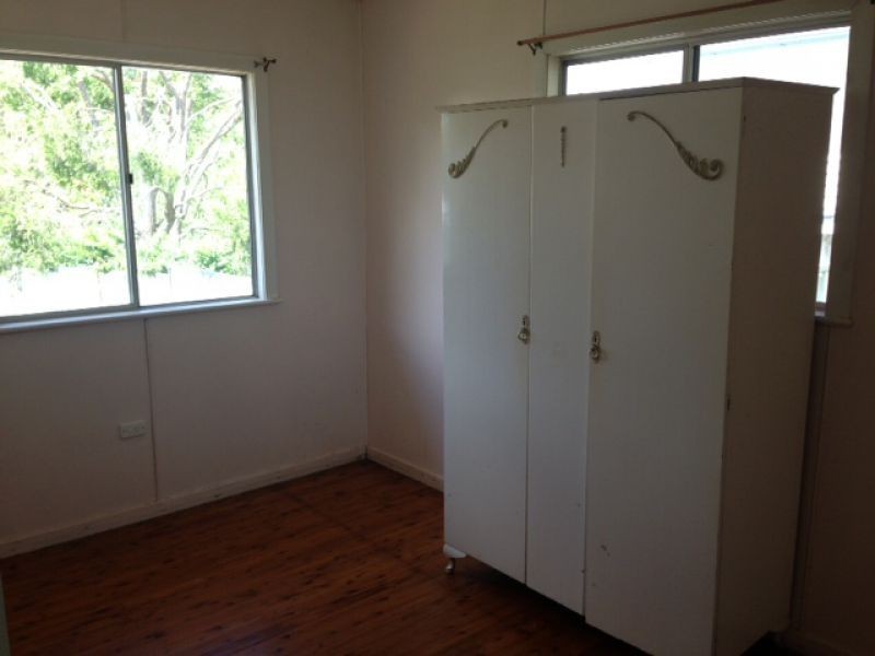 18 Skehan Street, Centenary Heights QLD 4350