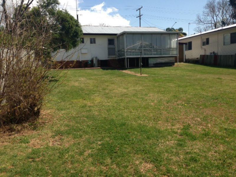 18 Skehan Street, Centenary Heights QLD 4350