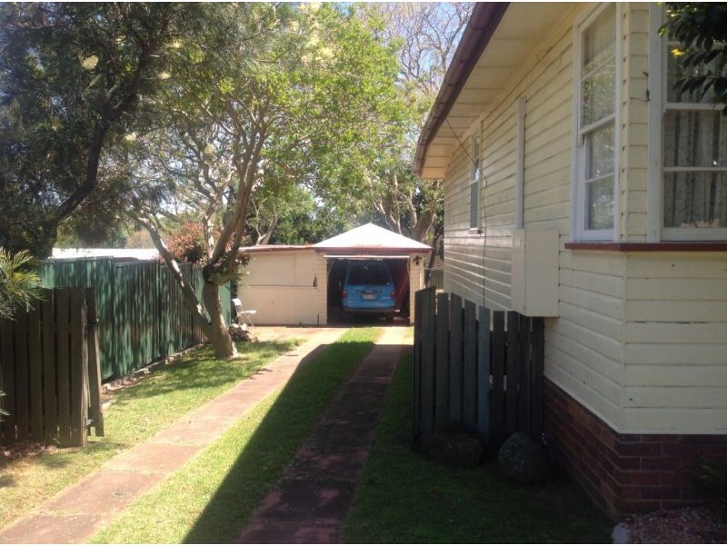 11 John Street, East Toowoomba QLD 4350