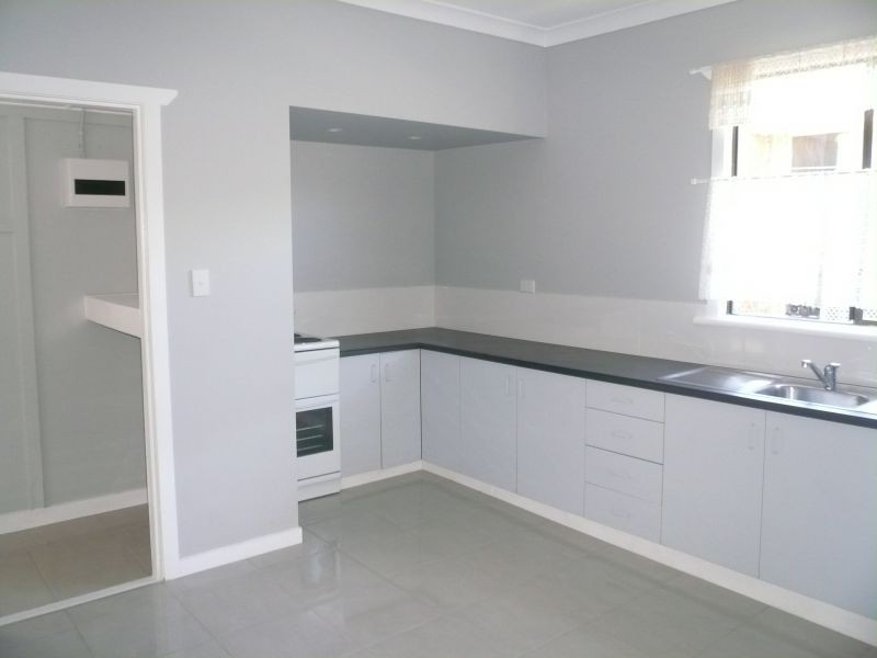 357 Tor Street, Wilsonton QLD 4350