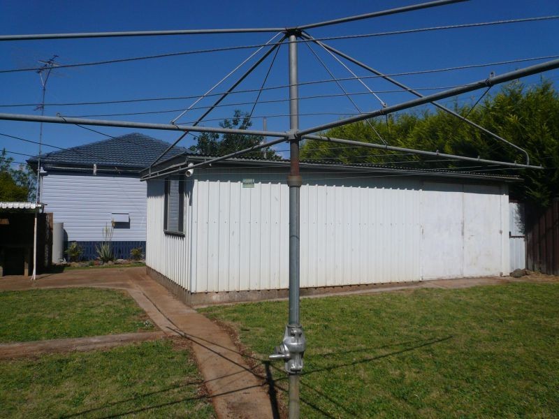 357 Tor Street, Wilsonton QLD 4350