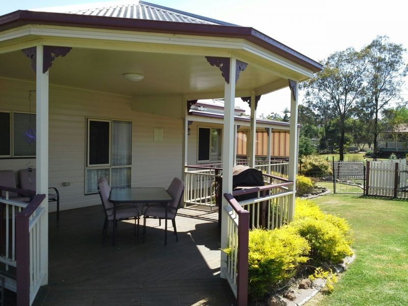 21 Neville Street, Meringandan West QLD 4352