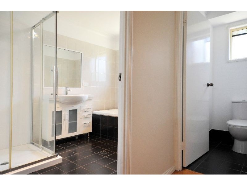 15 Handley Drive, Westbrook QLD 4350