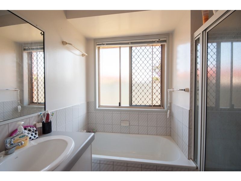 2/391 West Street, Darling Heights QLD 4350