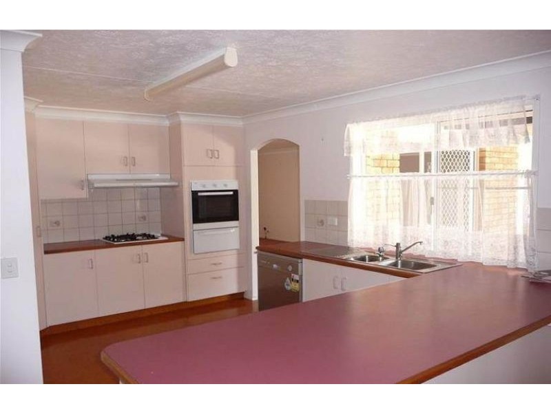 32 Navajo Street, Wilsonton QLD 4350