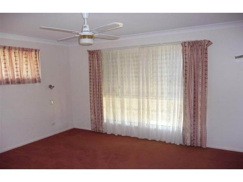 32 Navajo Street, Wilsonton QLD 4350