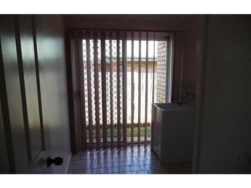 32 Navajo Street, Wilsonton QLD 4350