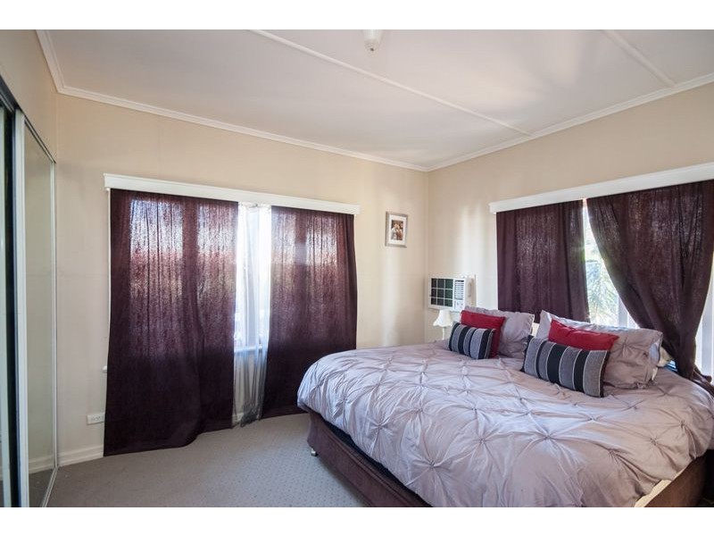 128 Perth Street, South Toowoomba QLD 4350