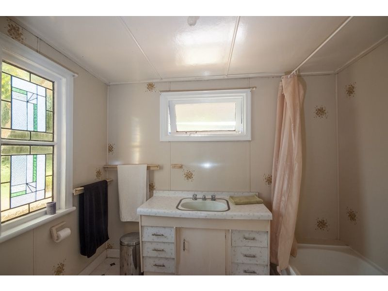 128 Perth Street, South Toowoomba QLD 4350