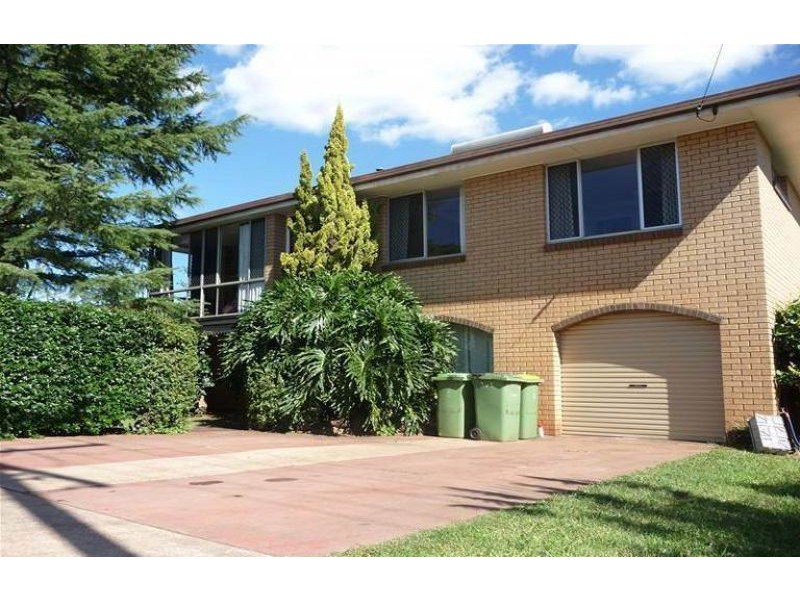 396 North Street, Wilsonton QLD 4350