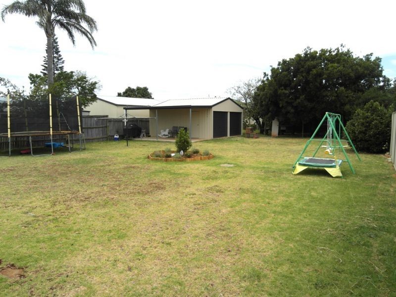 40 Shennan Street, Harristown QLD 4350