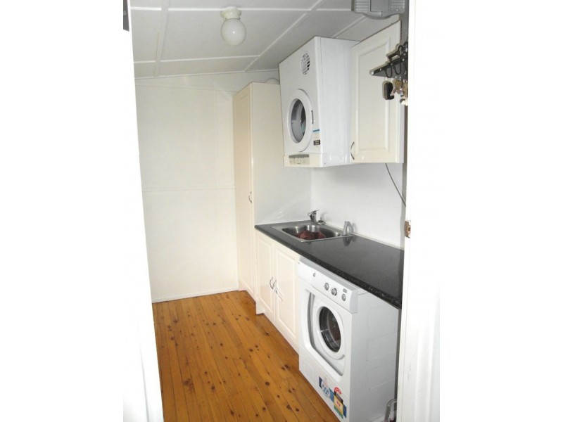 40 Shennan Street, Harristown QLD 4350