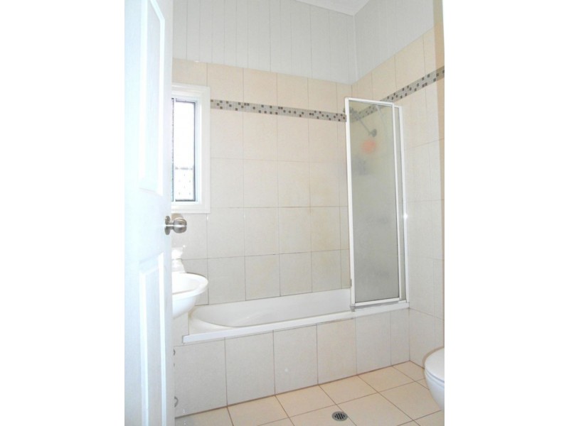 40 Shennan Street, Harristown QLD 4350