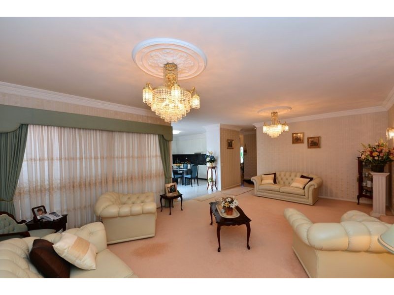 1 Abif Street, Cotswold Hills QLD 4350