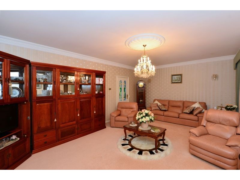 1 Abif Street, Cotswold Hills QLD 4350