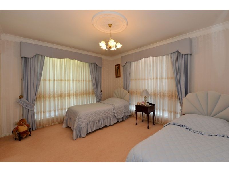 1 Abif Street, Cotswold Hills QLD 4350