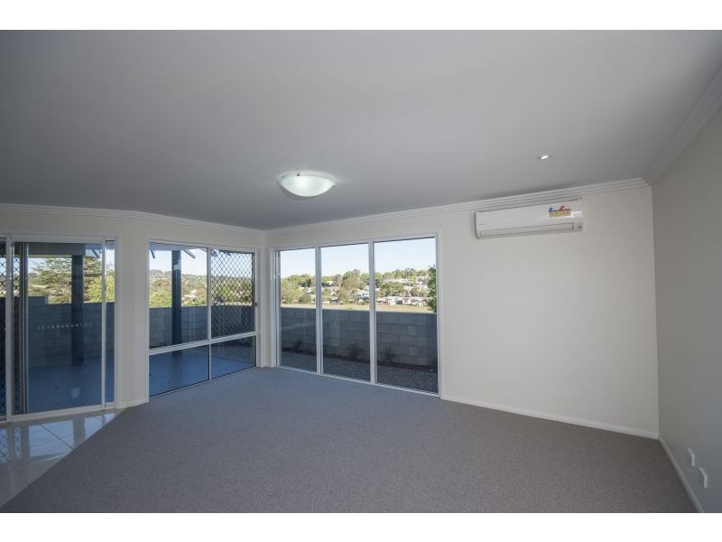 1/82 Holberton Street, Rockville QLD 4350