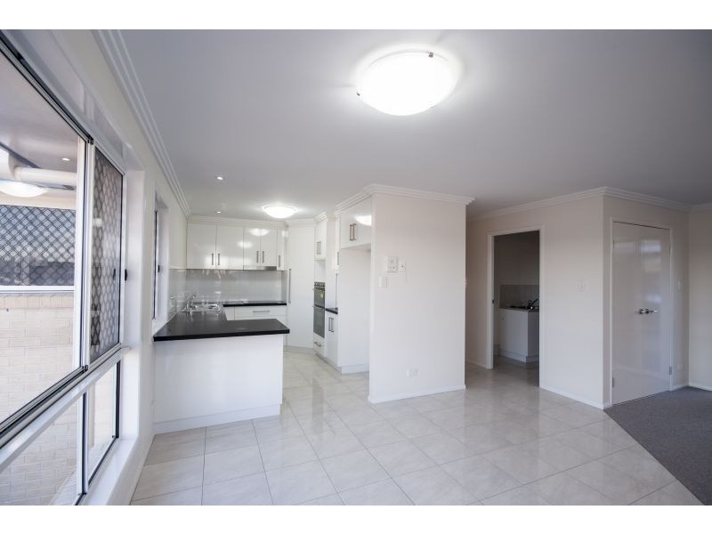 1/82 Holberton Street, Rockville QLD 4350