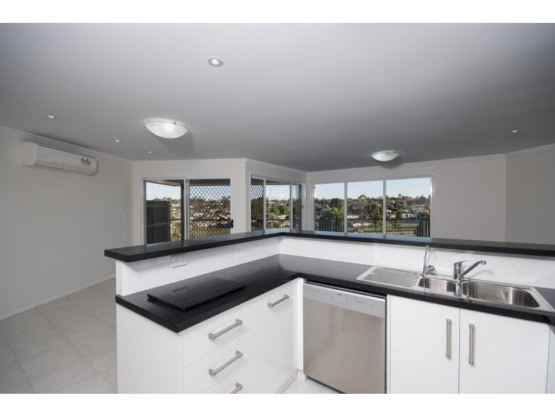 5/82 Holberton Street, Rockville QLD 4350