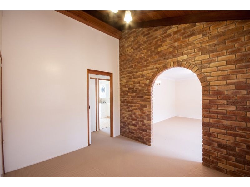 2/107 South Street, Rangeville QLD 4350