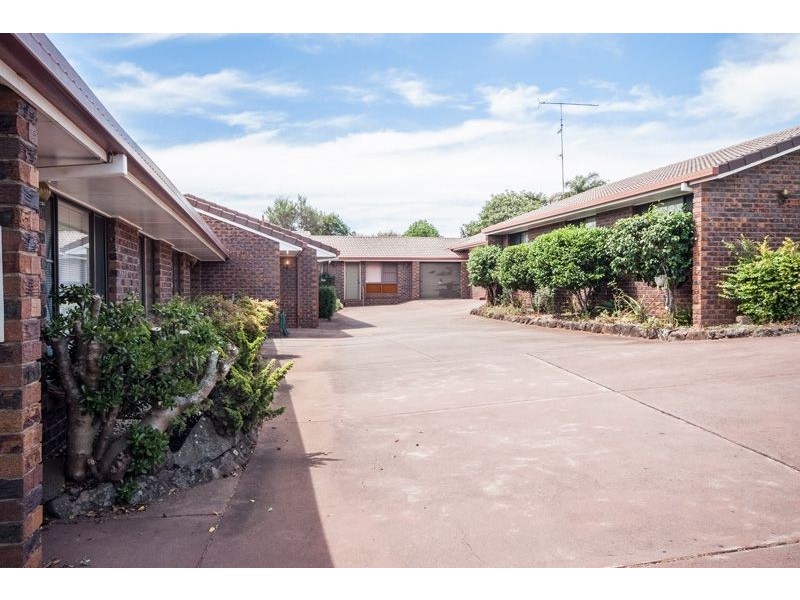 2/107 South Street, Rangeville QLD 4350