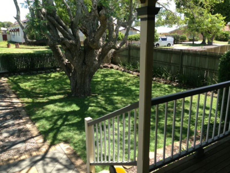 46 Anzac Avenue, Newtown QLD 4350