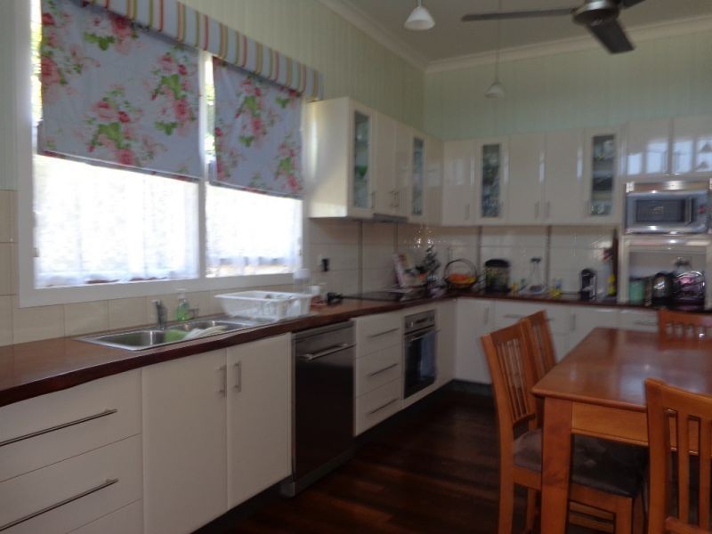 1 David Street, Rockville QLD 4350