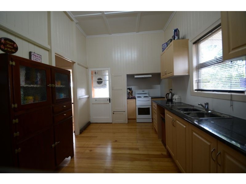 38 Gostwyck Street, Newtown QLD 4350