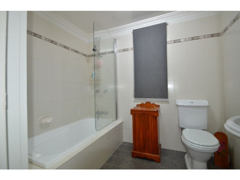 38 Gostwyck Street, Newtown QLD 4350