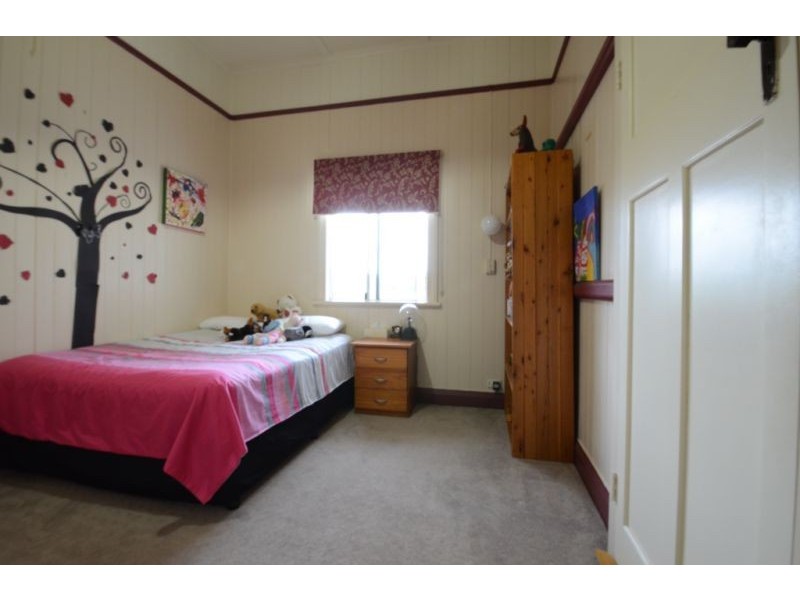 38 Gostwyck Street, Newtown QLD 4350