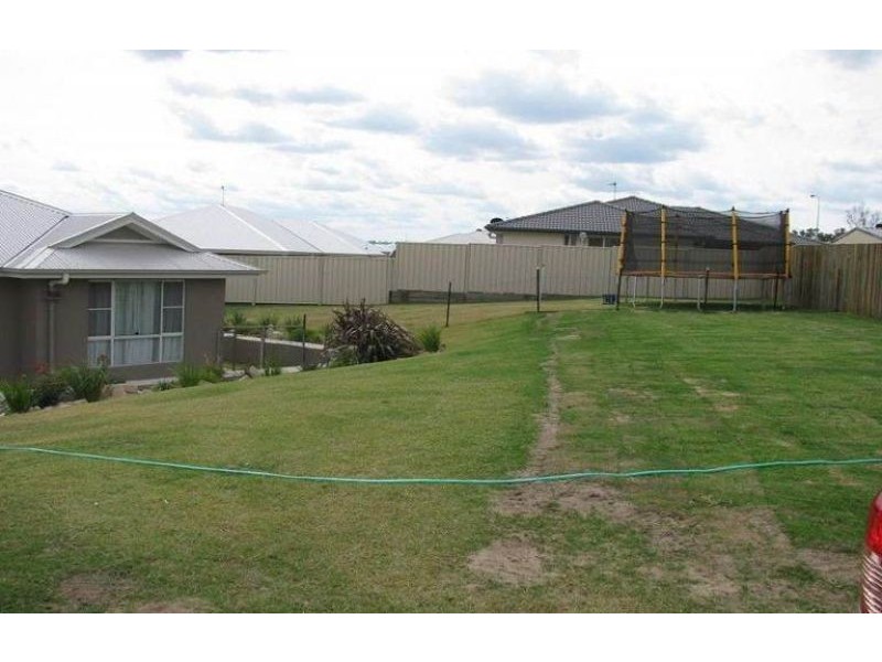 12 Pelling Court, Westbrook QLD 4350
