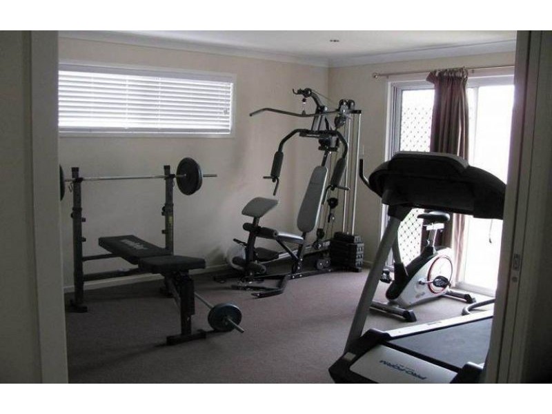 12 Pelling Court, Westbrook QLD 4350