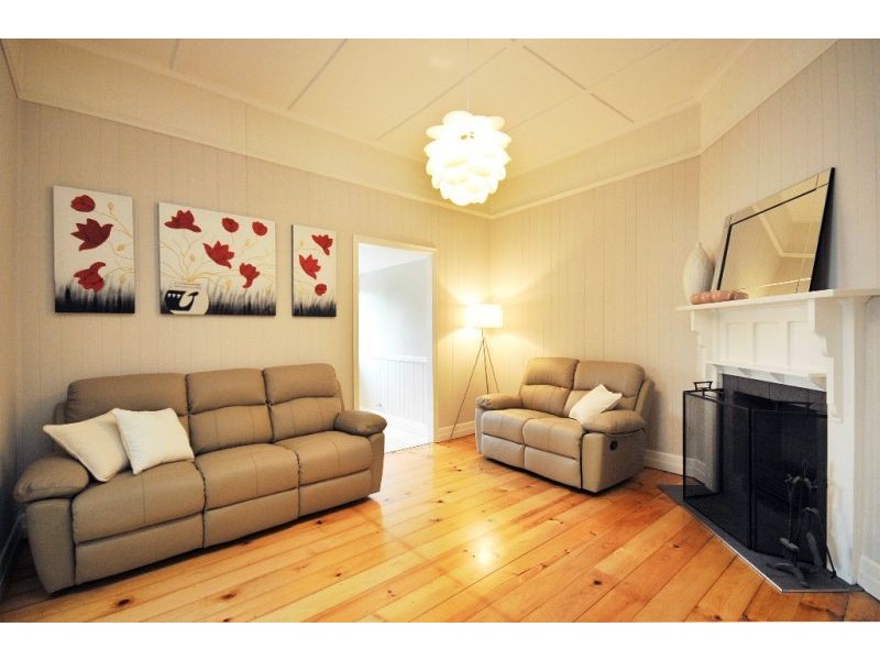 174 South Street, Centenary Heights QLD 4350