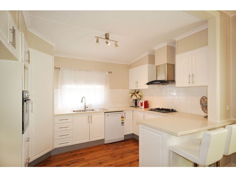 174 South Street, Centenary Heights QLD 4350