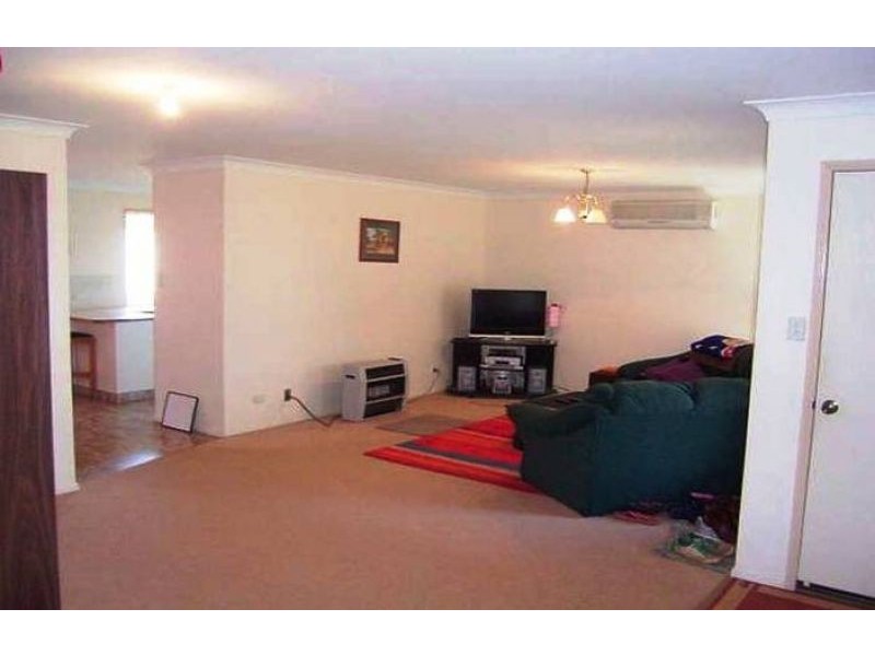 18 Gouldson Drive, Kearneys Spring QLD 4350