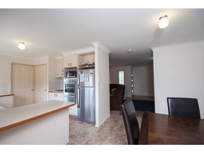 18 Gouldson Drive, Kearneys Spring QLD 4350