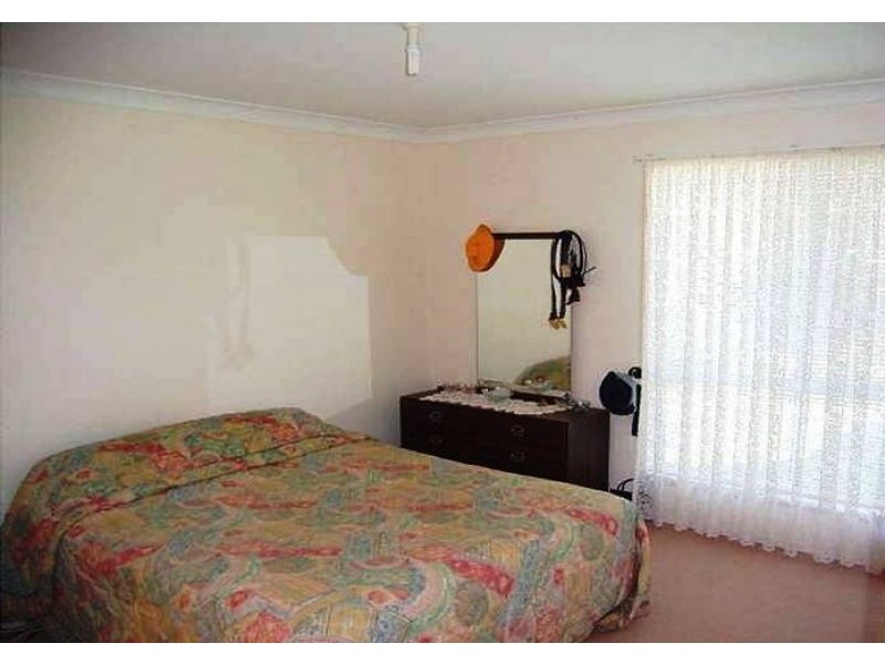 18 Gouldson Drive, Kearneys Spring QLD 4350