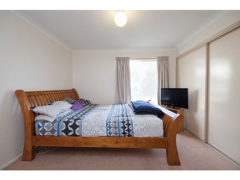 18 Gouldson Drive, Kearneys Spring QLD 4350