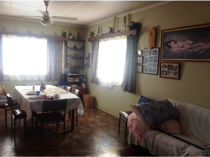 15a John Street, East Toowoomba QLD 4350