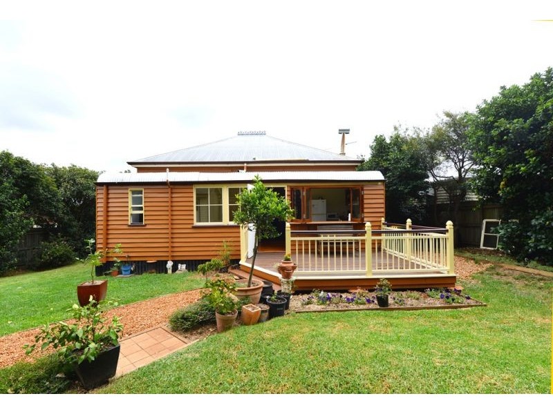 14a Sir Street, North Toowoomba QLD 4350