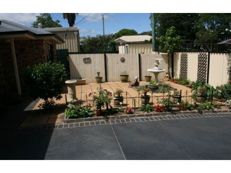 12 Monash Lane, Newtown QLD 4350