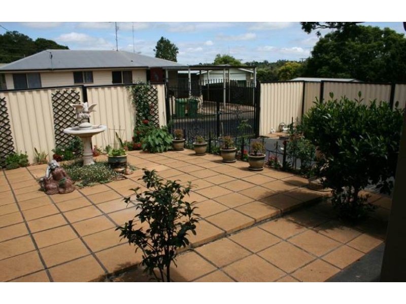 12 Monash Lane, Newtown QLD 4350